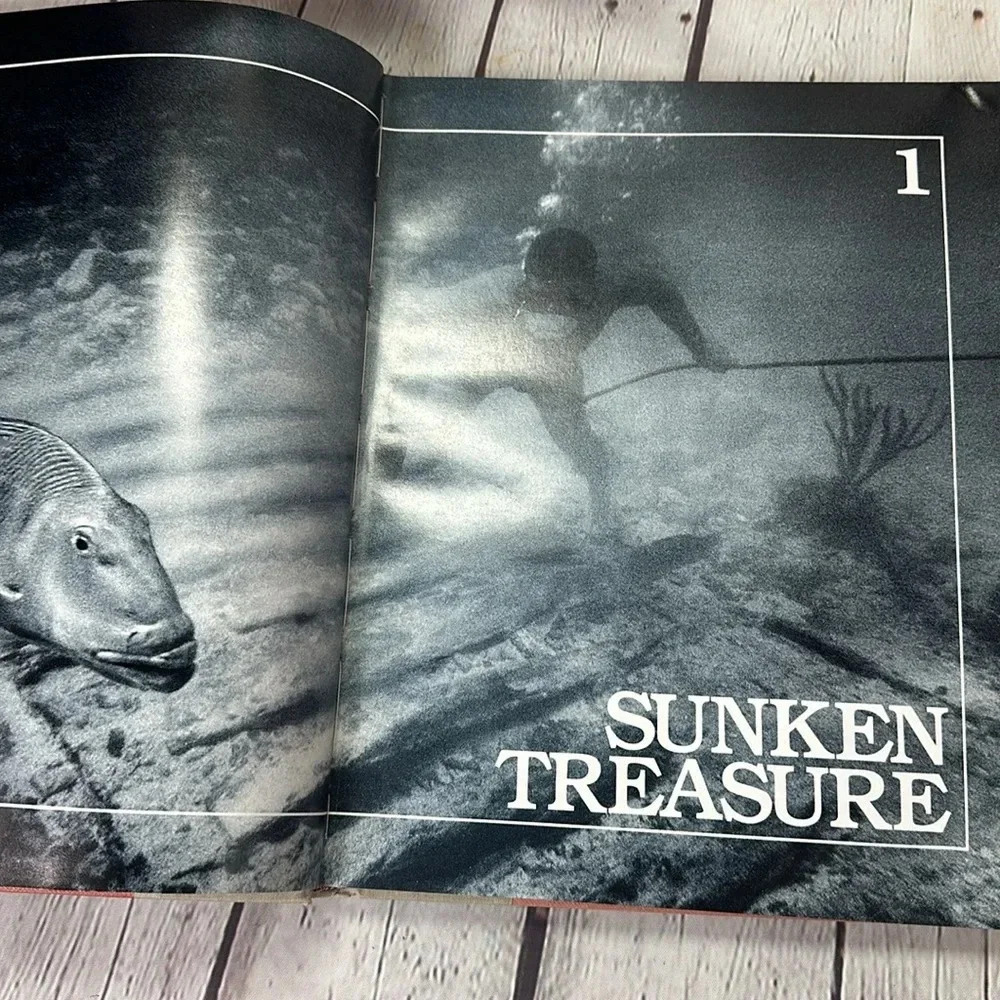 vintage Mysteries of the deep 1977 book - Picture 11 of 12